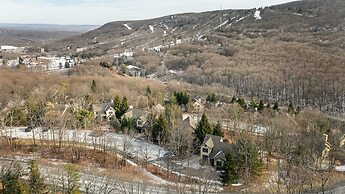 Mountain Escape With Game Room Balcony Stunning Views in the Poconos C