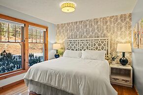 Mountain Escape With Game Room Balcony Stunning Views in the Poconos C