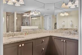 Oceanfront w Pool Beach Access Balcony View 312 B Shipwatch by Avantst