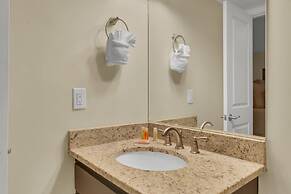 Oceanfront w Pool Beach Access Balcony View 312 B Shipwatch by Avantst