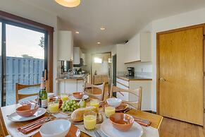 Half Block to Beach w Oceanview Patio Balcony The Shore Pine by Avants