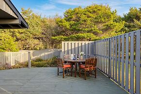 Half Block to Beach w Oceanview Patio Balcony The Shore Pine by Avants