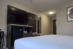 Ramada By Wyndham Brooklyn Empire Blvd