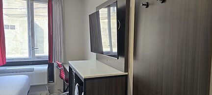 Ramada By Wyndham Brooklyn Empire Blvd