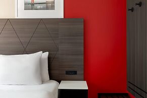 Ramada By Wyndham Brooklyn Empire Blvd