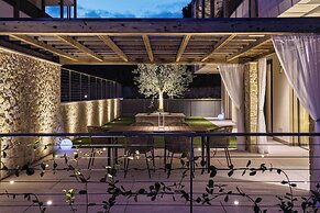 SalvatoreHomes – New Luxurious Apartment in the Centre of Bardolino wi