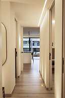 SalvatoreHomes – New Luxurious Apartment in the Centre of Bardolino wi