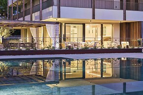 SalvatoreHomes – New Luxurious Apartment in the Centre of Bardolino wi