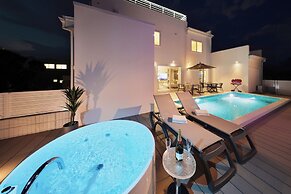 Crystalvilla Shirahama Parkside