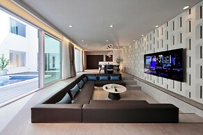 Crystalvilla Shirahama Parkside