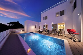 Crystalvilla Shirahama Parkside