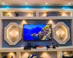 Aso Chateau Apartment and Lounge