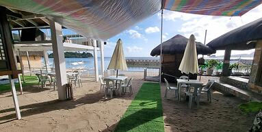 EDVIL BEACH RESORT AND JACUZZI POOL SPA