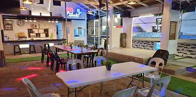 EDVIL BEACH RESORT AND JACUZZI POOL SPA