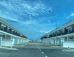 D'Royale Desaru Homestay