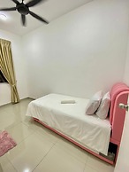 D'Royale Desaru Homestay
