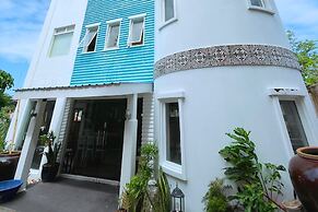 Here Innstead Boracay powered by Cocotel