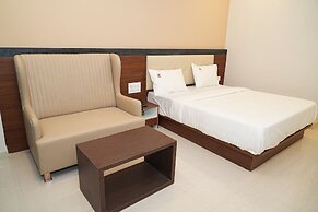 HOTEL KALYAN SUITES