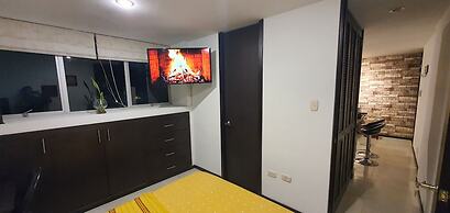 Modern Miravalle Apartment