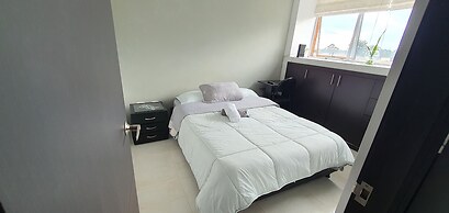 Modern Miravalle Apartment