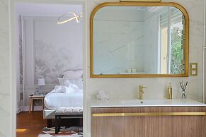 ERAWAN BOUTIQUE HOTEL