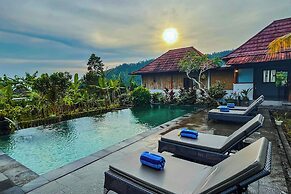 Villa Pastiny Santy Sidemen