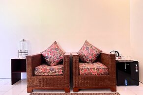 Villa Pastiny Santy Sidemen