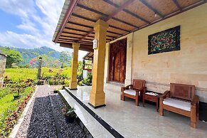 Villa Pastiny Santy Sidemen