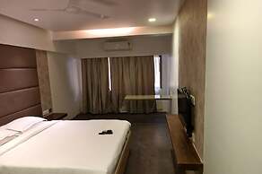 Hotel Dakshin Grandeur