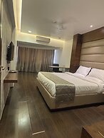 Hotel Dakshin Grandeur