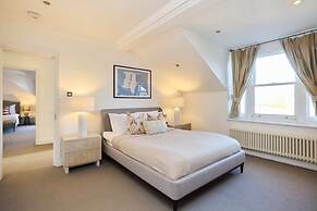 The Hampstead Getaway - Charming 5bdr Home With Conservatory