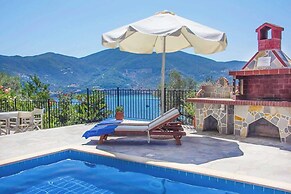 Villa Elena Glysteri