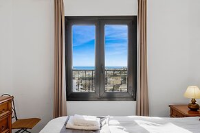 Apartment With Roof Terrace and Pool - Ref 129