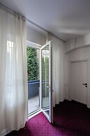 Bucharest Studios Tokyo Apart