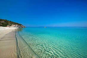 Sithonian Sunset Maisonette - Nikiti Bright Hideaway