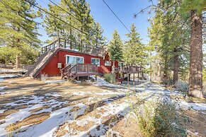 Wraparound Deck & Grill: Wrightwood Cabin Near PCT