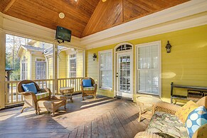 5 Mi to Falls Lake: Family Home in Raleigh