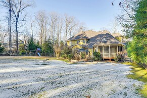5 Mi to Falls Lake: Family Home in Raleigh