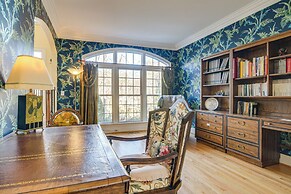 5 Mi to Falls Lake: Family Home in Raleigh