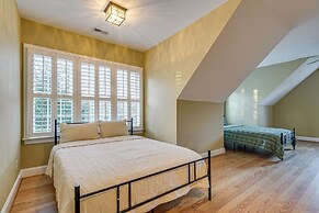 5 Mi to Falls Lake: Family Home in Raleigh
