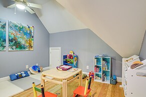 5 Mi to Falls Lake: Family Home in Raleigh