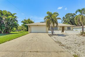 Palm Aire Home - 5 Mi to SRQ Airport!