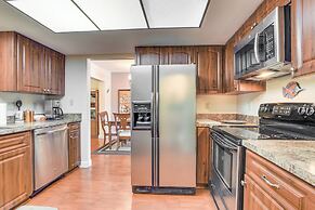 Palm Aire Home - 5 Mi to SRQ Airport!