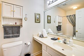 8 Mi to Boardwalk & Beach: Windsor Green Condo!