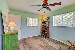 2 Mi to Boat Ramp: Home in Bokeelia