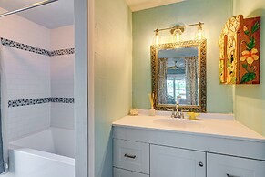 2 Mi to Boat Ramp: Home in Bokeelia