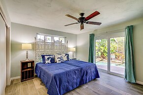 2 Mi to Boat Ramp: Home in Bokeelia