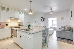 4 Mi to Lake Logan: Hocking Hills Apartment