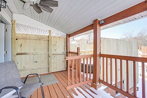 4 Mi to Lake Logan: Hocking Hills Apartment