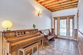 Hot Tub & Private Sauna: Wausau Family Home